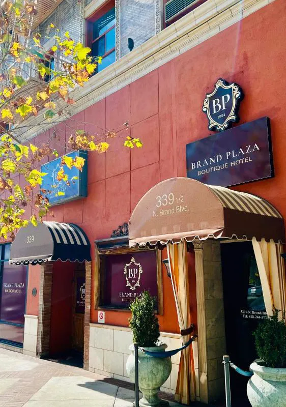 Brand Plaza Hotel hotel hero