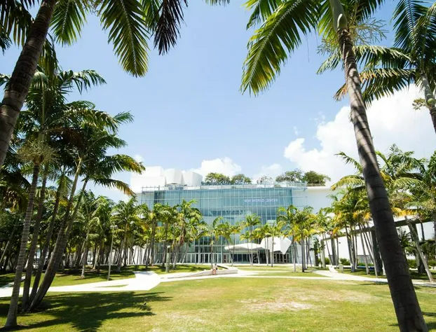 Greenview Hotel by Lowkl hotel detail image 2