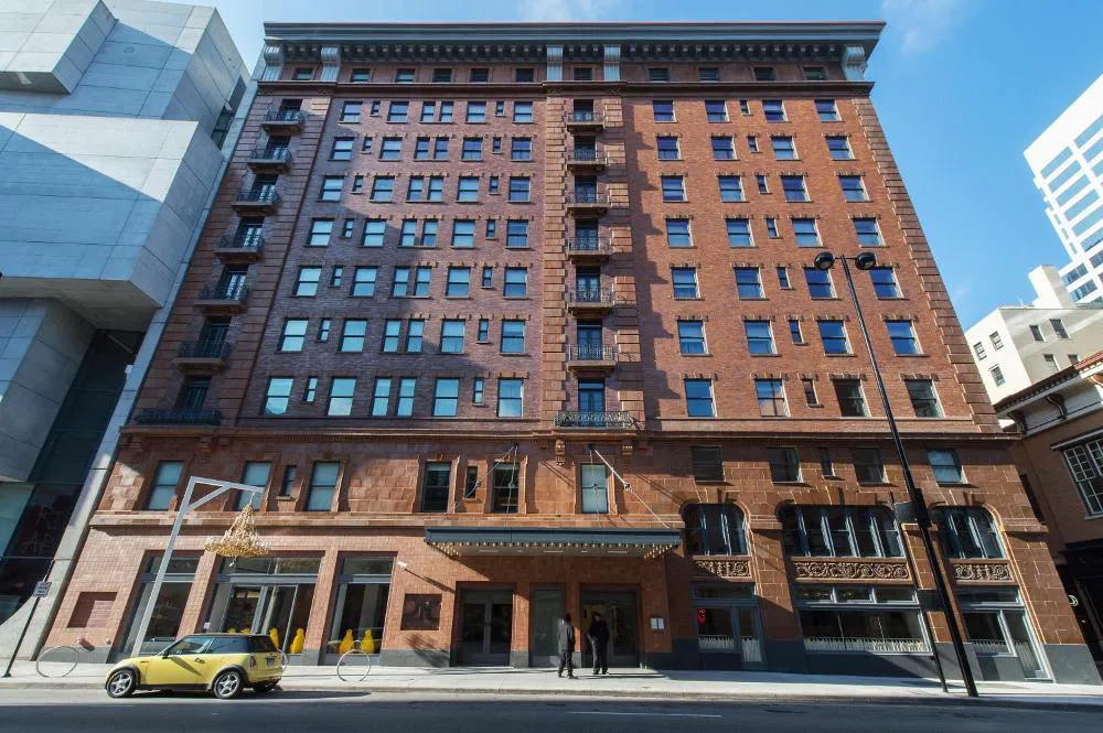 21c Museum Hotel Cincinnati hotel hero