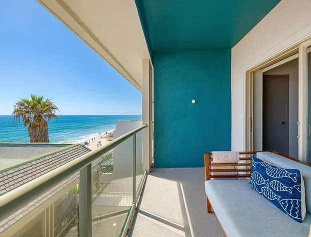 Beach Terrace hotel detail image 2