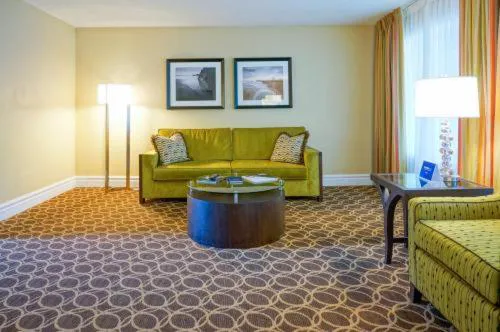 Marin Suites Hotel hotel detail image 2