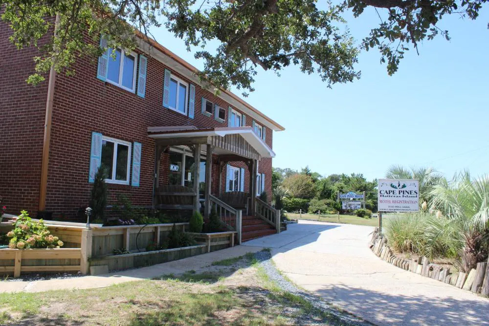 Cape Pines Motel hotel hero