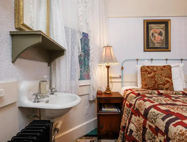 San Remo Hotel hotel detail image 4