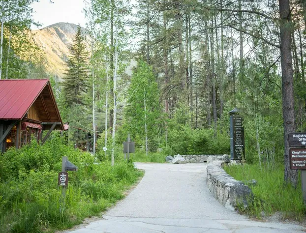 Sleeping Lady Mountain Resort hotel detail image 3