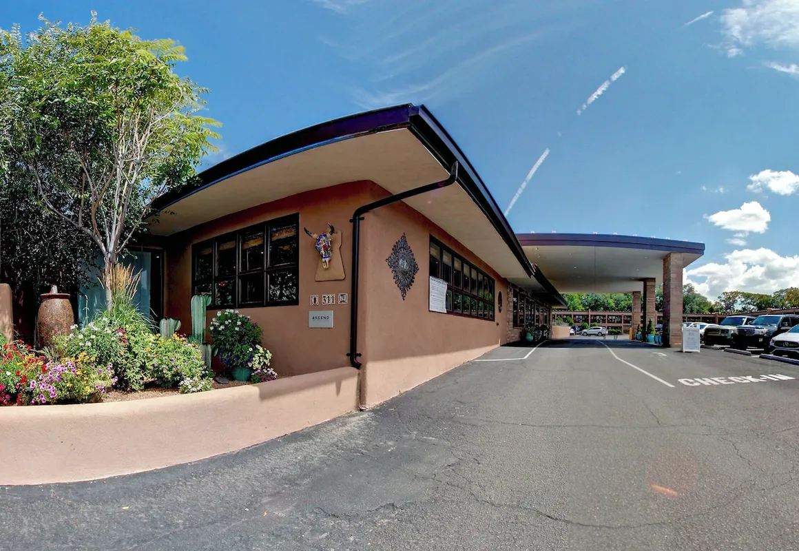 El Sendero Inn, an Ascend Collection Hotel hotel hero