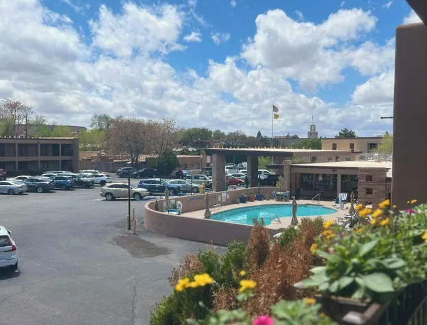 El Sendero Inn, an Ascend Collection Hotel hotel detail image 4