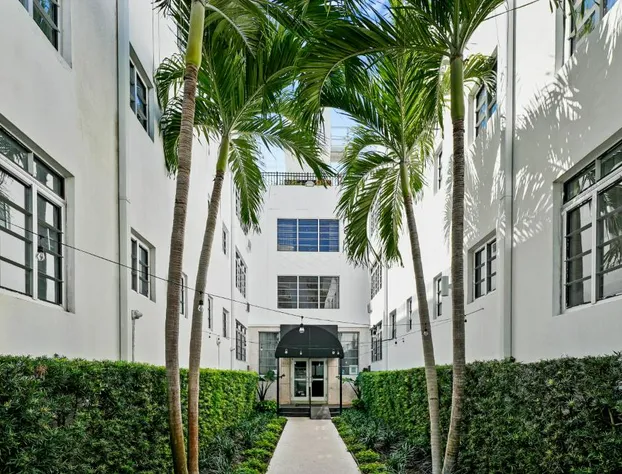 Lincoln Arms Suites hotel detail image 4