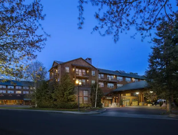 Heathman Lodge hotel detail image 2