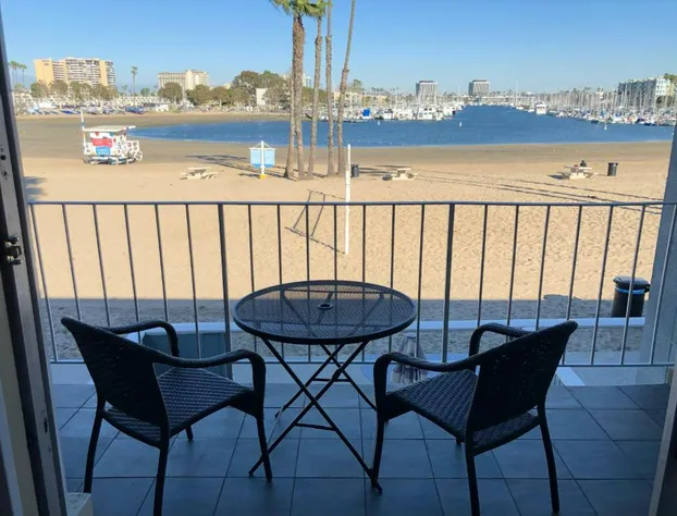 Foghorn Harbor Inn hotel detail image 2