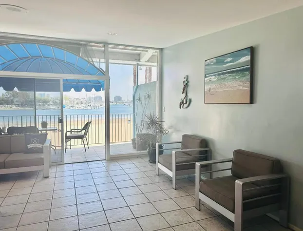 Foghorn Harbor Inn hotel detail image 3