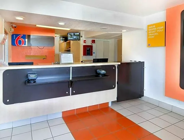 Motel 6 Galveston, TX - Beach/Seawall hotel detail image 2