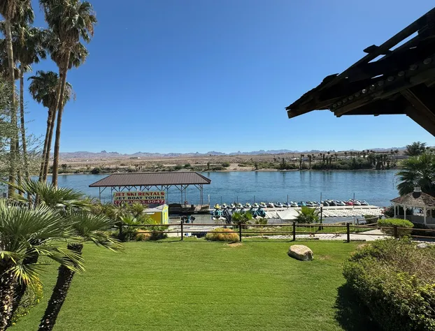 The New Pioneer hotel detail image 4