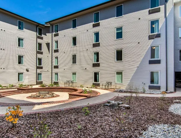 Clarion Inn & Suites Atlanta Downtown hotel detail image 1