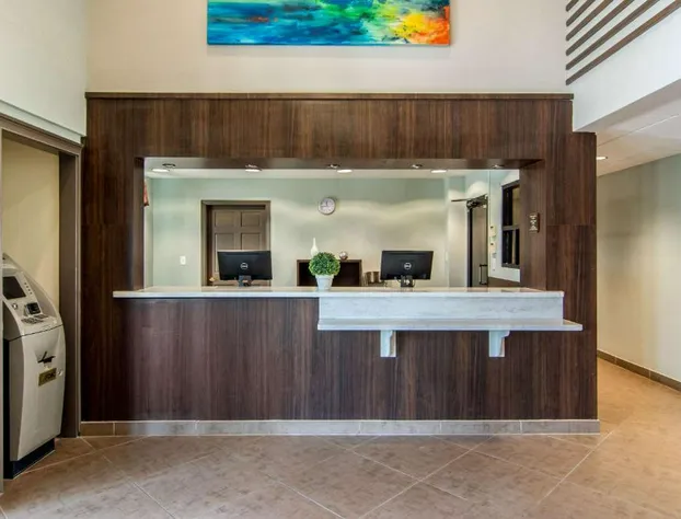 Clarion Inn & Suites Atlanta Downtown hotel detail image 4