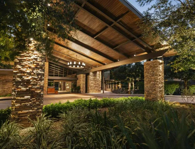 The Woodlands Resort, Curio Collection by Hilton hotel detail image 2