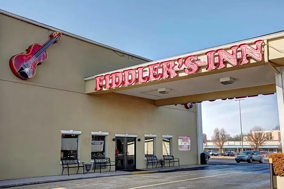 Fiddler's Inn hotel hero