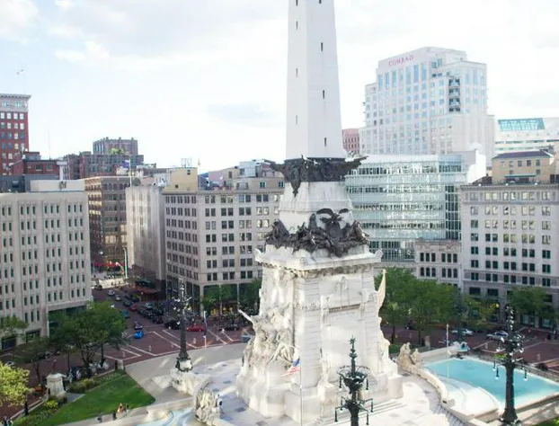 Columbia Club hotel detail image 4