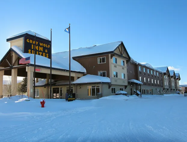 Gray Wolf Inn & Suites hotel detail image 1