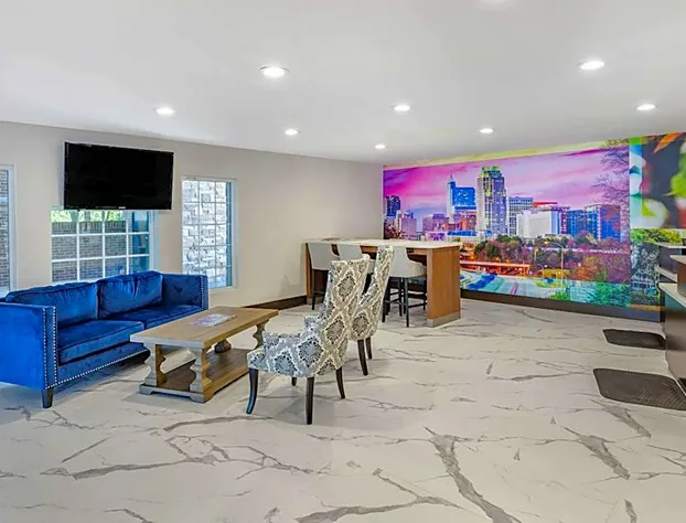 Clarion Pointe Raleigh Midtown hotel detail image 3