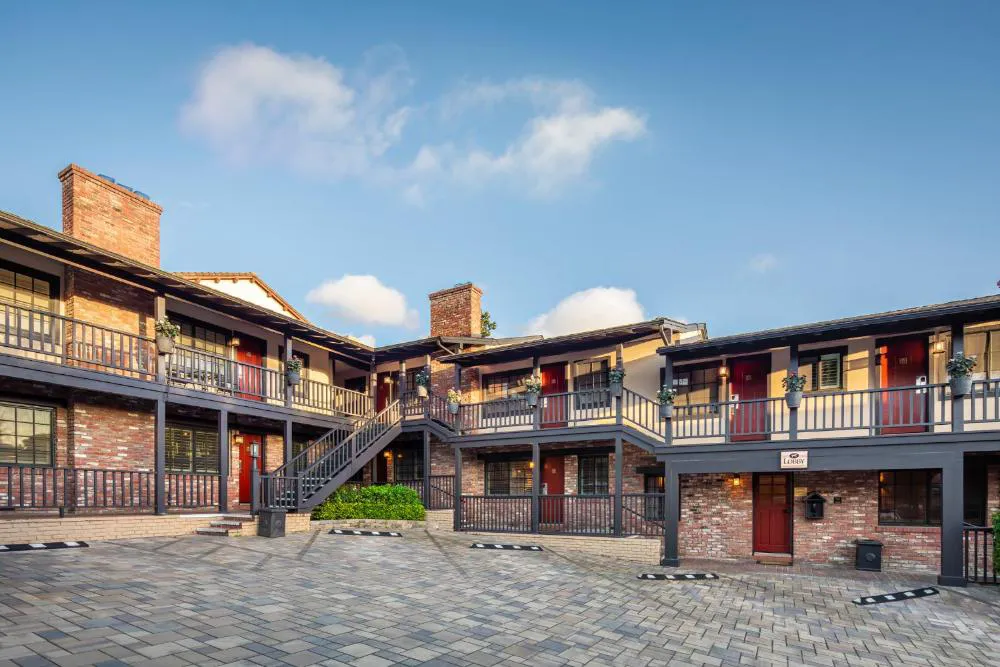 Wayside Inn hotel hero