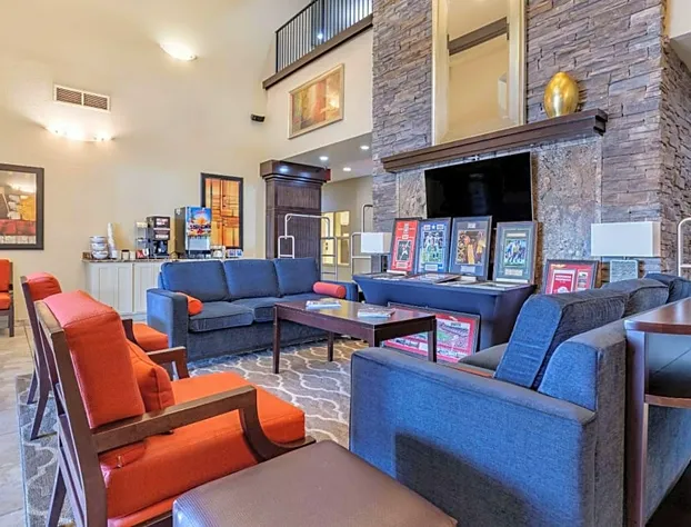 Comfort Inn Bentonville - Crystal Bridges hotel detail image 4