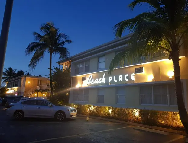 Beach Place Hotel hotel detail image 1