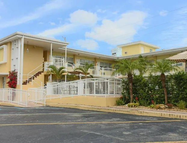 Beach Place Hotel hotel detail image 4