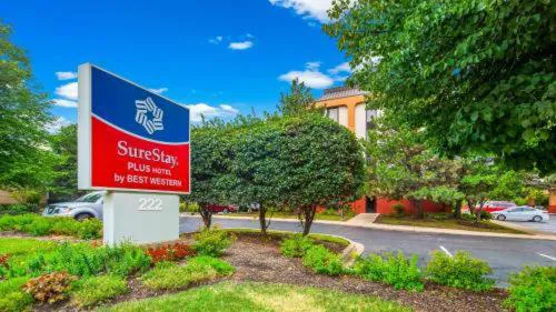 SureStay Plus Hotel by Best Western Chicago Lombard hotel hero