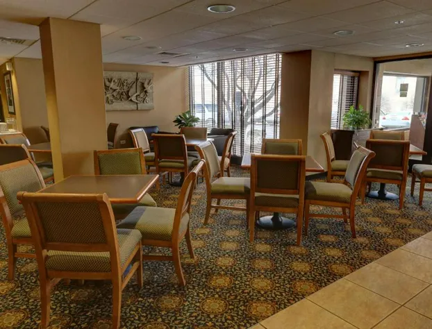 SureStay Plus Hotel by Best Western Chicago Lombard hotel detail image 4