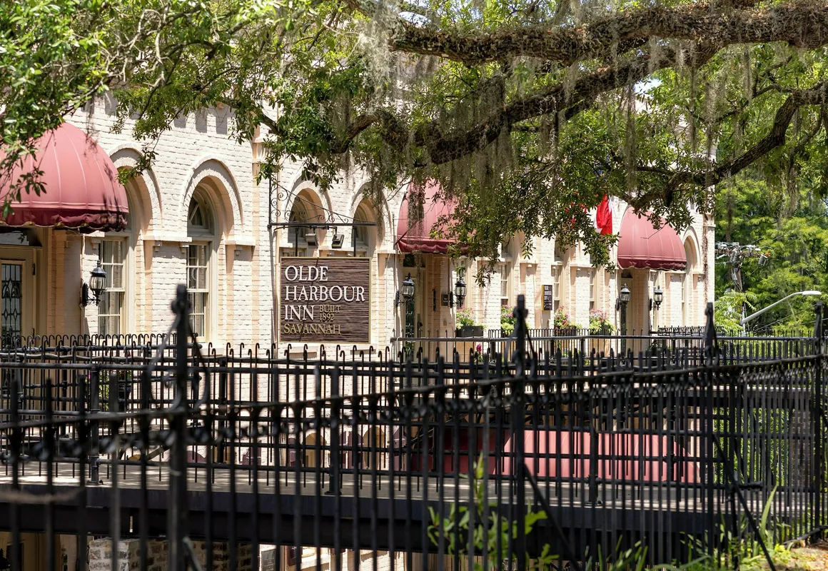 Olde Harbour Inn, Historic Inns of Savannah. hotel hero