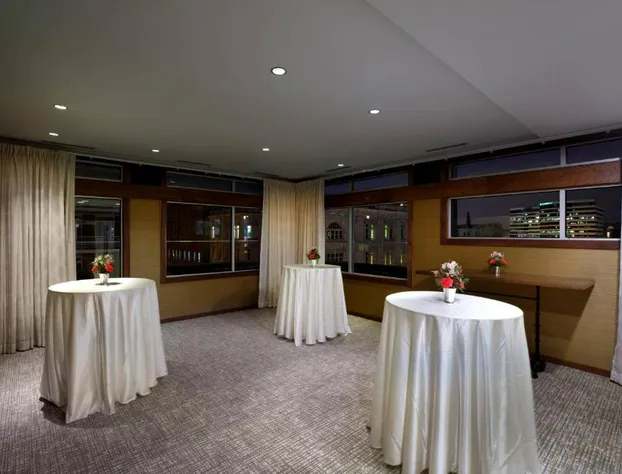 Hotel Metro, Autograph Collection hotel detail image 3