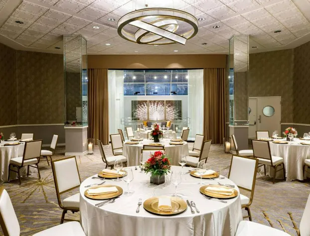 Hotel Metro, Autograph Collection hotel detail image 2