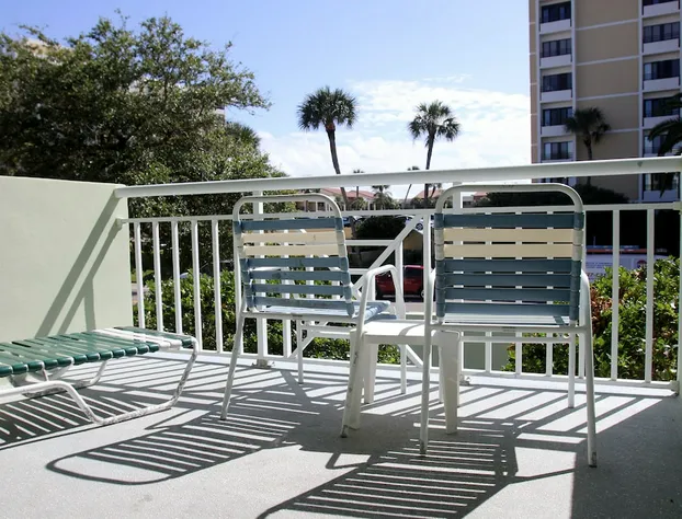 Chart House Suites and Marina hotel detail image 2