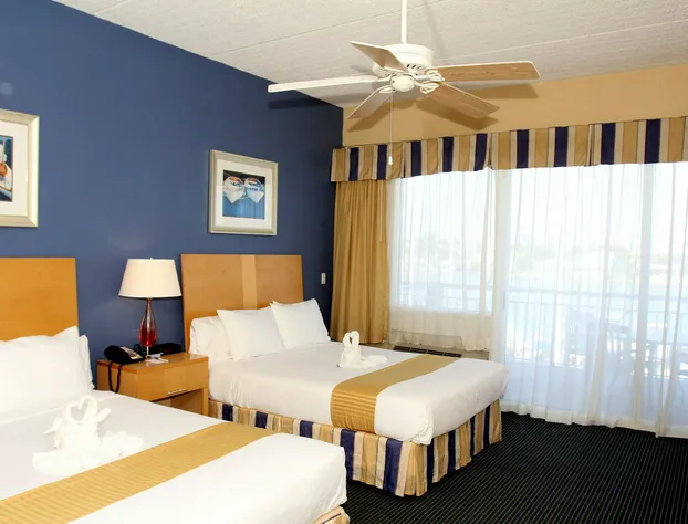 Chart House Suites and Marina hotel detail image 4