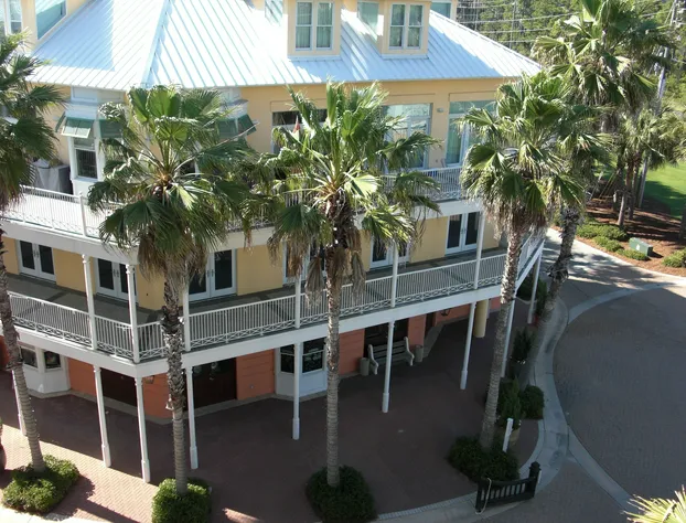 Carillon Beach Resort Inn hotel detail image 3