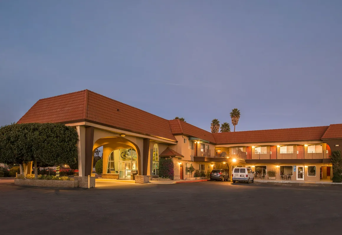 Laurel Inn Motel hotel hero