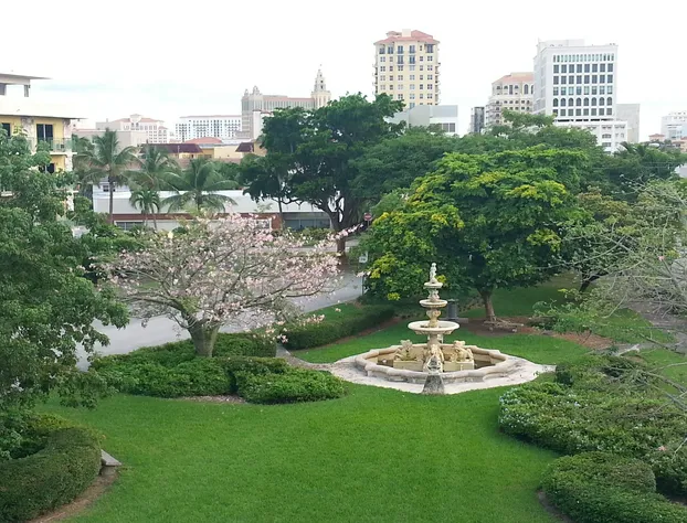 Chateaubleau Hotel hotel detail image 4