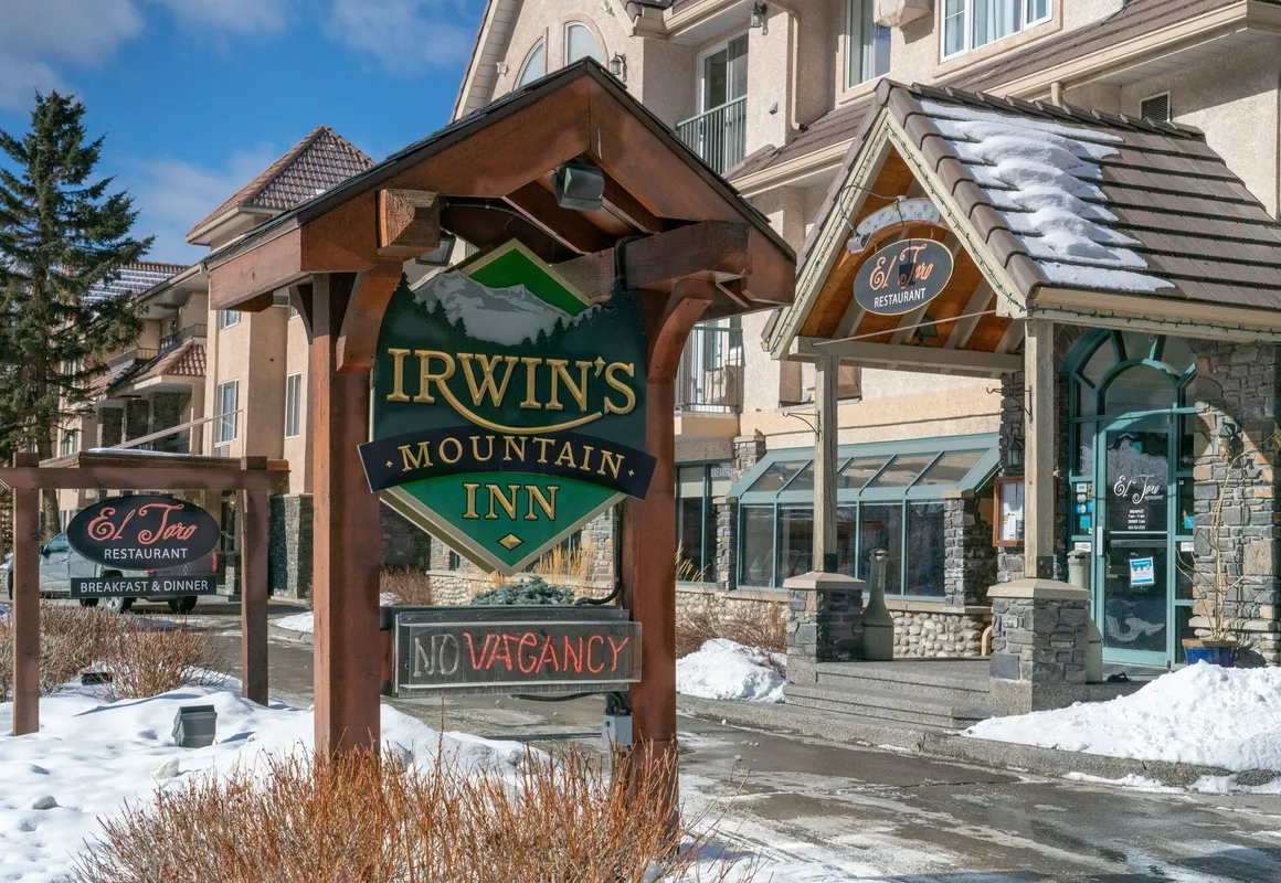 Irwin's Mountain Inn hotel hero