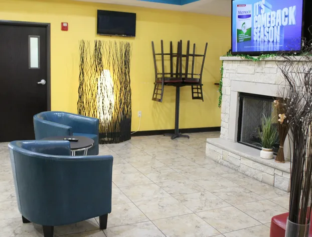 Parkwood Inn & Suites hotel detail image 3