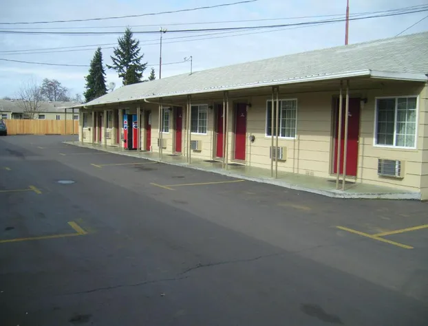 Cascade City Center Motel hotel detail image 1