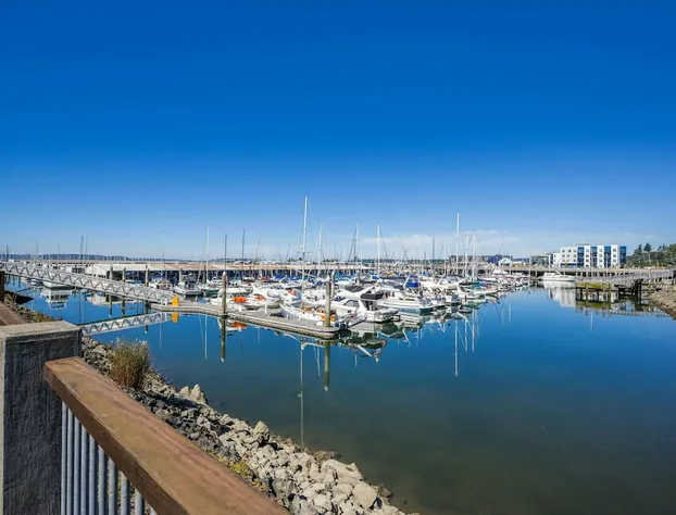 Inn at Port Gardner-Everett Waterfront, Ascend Hotel Collection hotel detail image 1