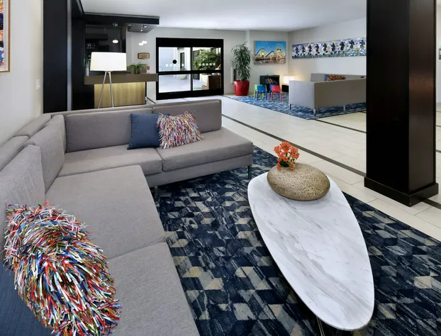 Holiday Inn Hotel & Suites Anaheim by IHG hotel detail image 3