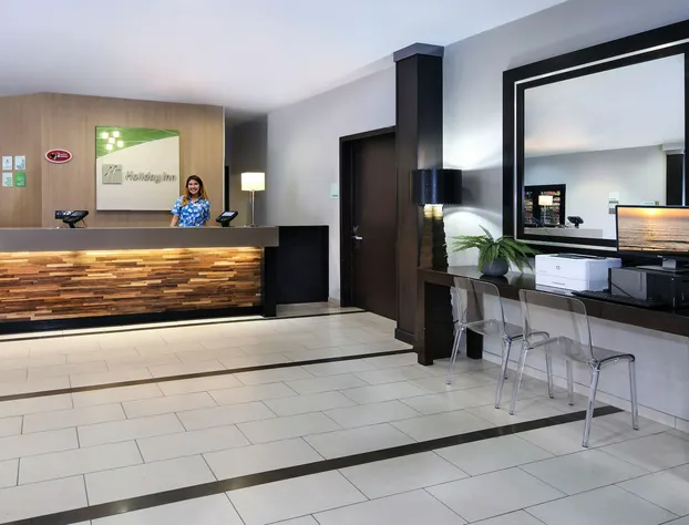 Holiday Inn Hotel & Suites Anaheim by IHG hotel detail image 4