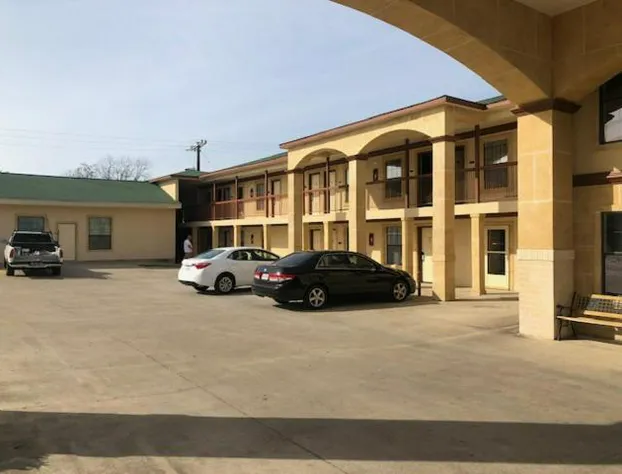 Pinn Road Inn and Suites hotel detail image 1