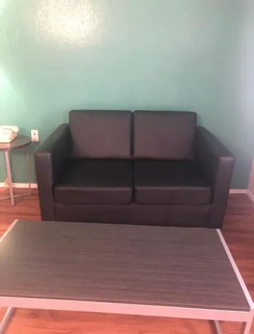 Pinn Road Inn and Suites hotel detail image 4