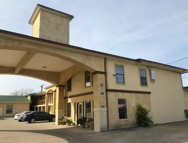 Pinn Road Inn and Suites hotel detail image 2