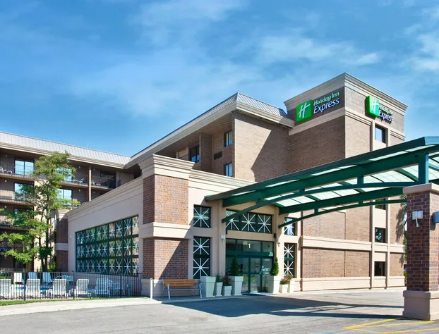 Holiday Inn Express Rolling Meadows - Schaumburg Area by IHG hotel detail image 1
