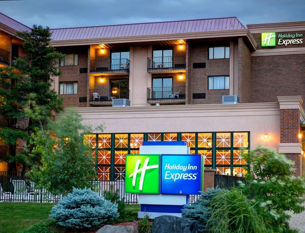 Holiday Inn Express Rolling Meadows - Schaumburg Area by IHG hotel detail image 2