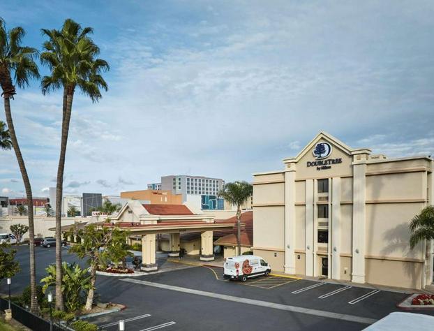 DoubleTree by Hilton Buena Park hotel detail image 4