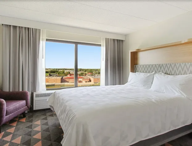 Holiday Inn Chicago Nw Crystal Lk Conv Ctr by IHG hotel detail image 3